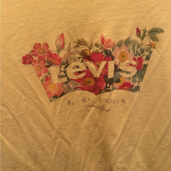 Women’s XL Yellow Levi’s Short Sleeve Shirt - Picture 5 of 8